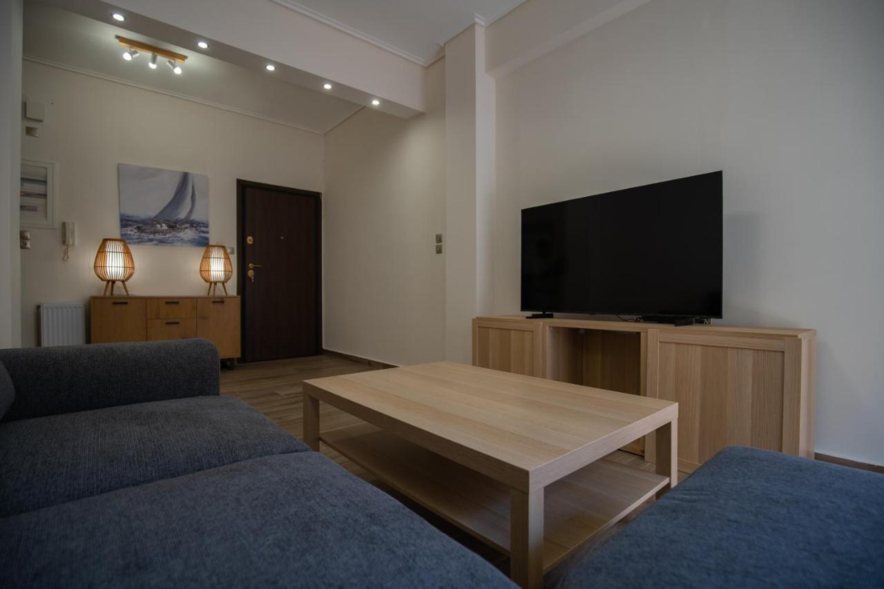 Max Blue Apartment, A Stay Like No Other Pire Dış mekan fotoğraf