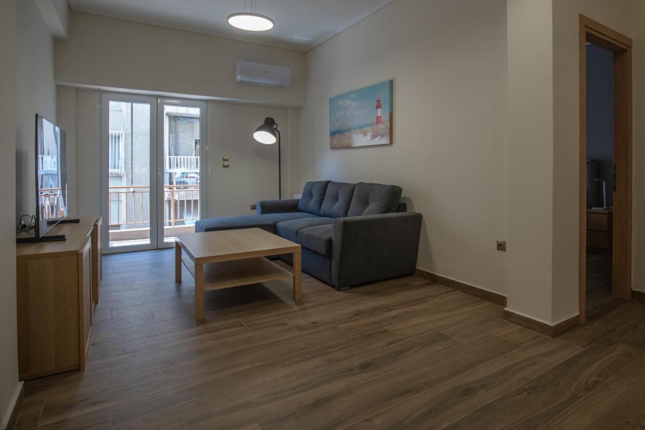 Max Blue Apartment, A Stay Like No Other Pire Dış mekan fotoğraf